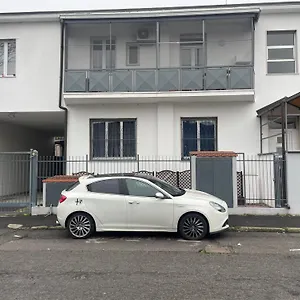 Roberta House -1 Rozzano